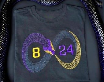 Mamba 8/24 Infinity besticktes T-Shirt