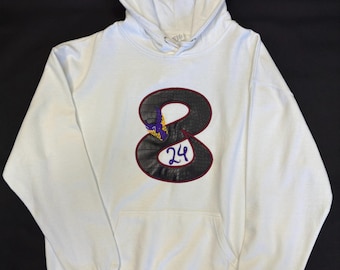 Sudadera con capucha bordada con apliques de piel de serpiente MAM8A