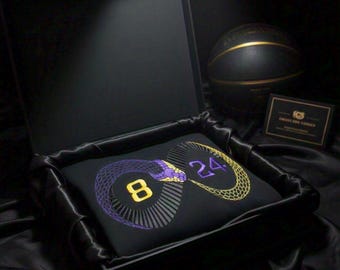 Sudadera con capucha bordada Mamba 8/24 Infinity