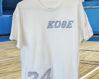 Camiseta bordada clásica KO8E 24