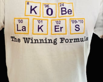 Camiseta bordada K O Be de The Winner Formula