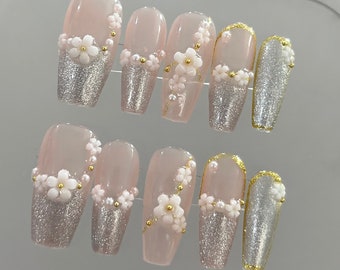 Floral pink press on nails/ Glitter ombre nails/ Press on nails/ Handmade press on nails/ Cute/ Acrylic nails press on