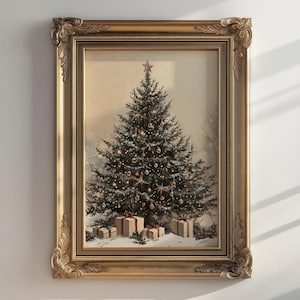 Puede incluir: Una pintura enmarcada de un árbol de Navidad decorado con adornos y luces, rodeado de regalos envueltos. El marco es dorado con detalles ornamentados.