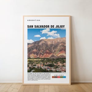 Impresión de San Salvador de Jujuy: póster de viaje, arte argentino, montañas escénicas, ciudad histórica, arquitectura colonial, cultura vibrante