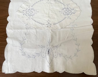 Set of two dresser scarf tablecloth doilies vintage handiwork white blue TheTradingStation2