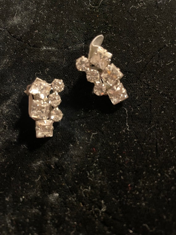 Sparkling 1940s rhinestone earrings