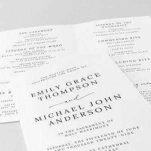 Catholic Wedding Program Template – A beautifully designed folded program for your Catholic Mass ceremony. Includes sections for the Order of the Mass, readings, bridal party, and thank you message. Fully editable in Canva. Sizes included: US Letter (11x8.5”), A4 (11.69x8.26”), and 5x7”. Instant download, easy to customize and print. Perfect for traditional or modern Catholic weddings.