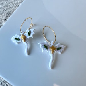 Mini white dragon earrings, handmade polymerclay, fantasy earrings, book worm gift, dragon dangles, booktok gifts, fantasy gift