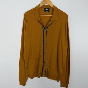 Cardigan da uomo John Smedley x Pretty Green in lana Sea Island con punte sfumate.