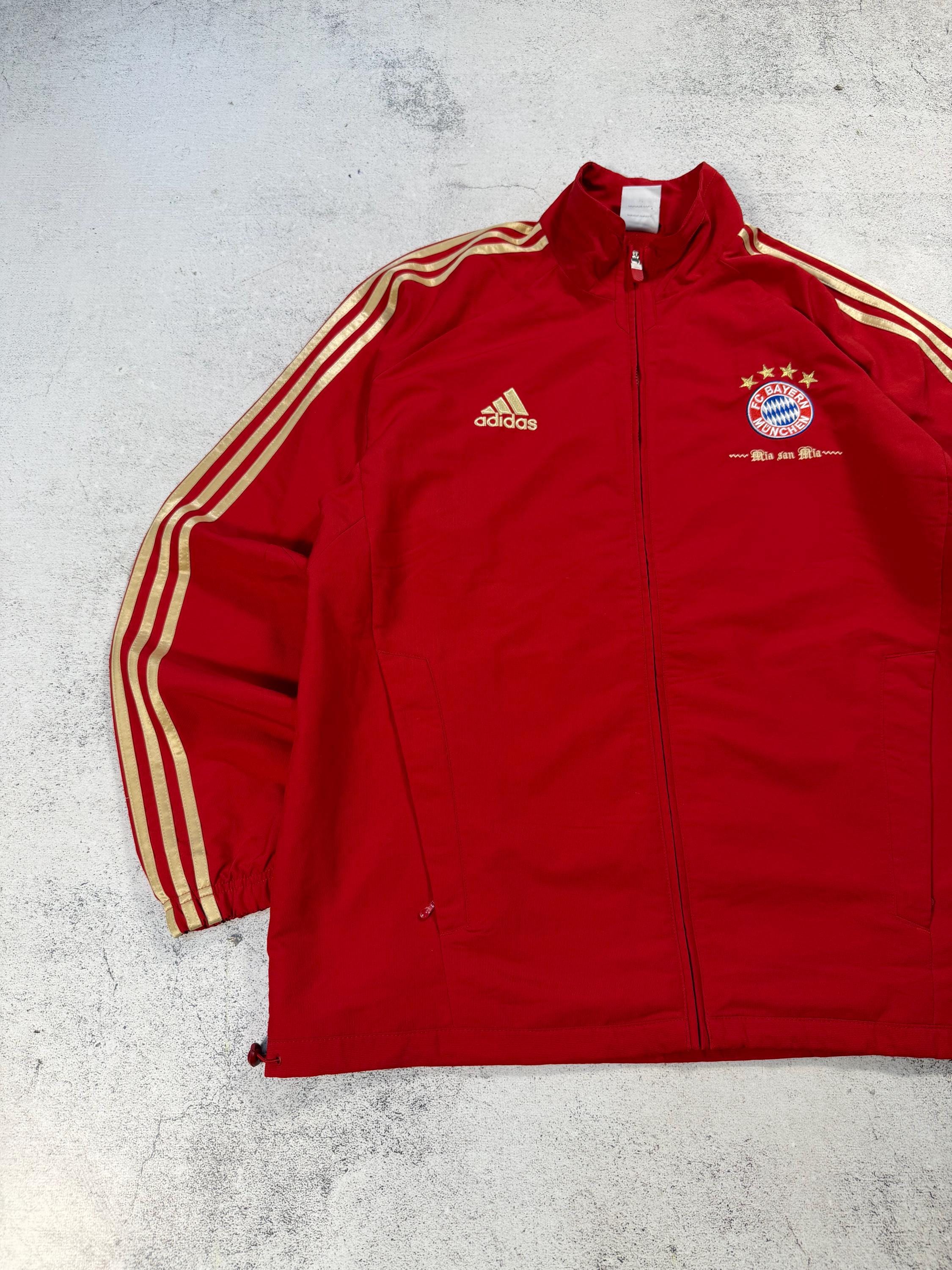  Bayern Munchen トラックジャケット Adidas Bayern Munchen Men's Vintage Training Football Track Jacket
