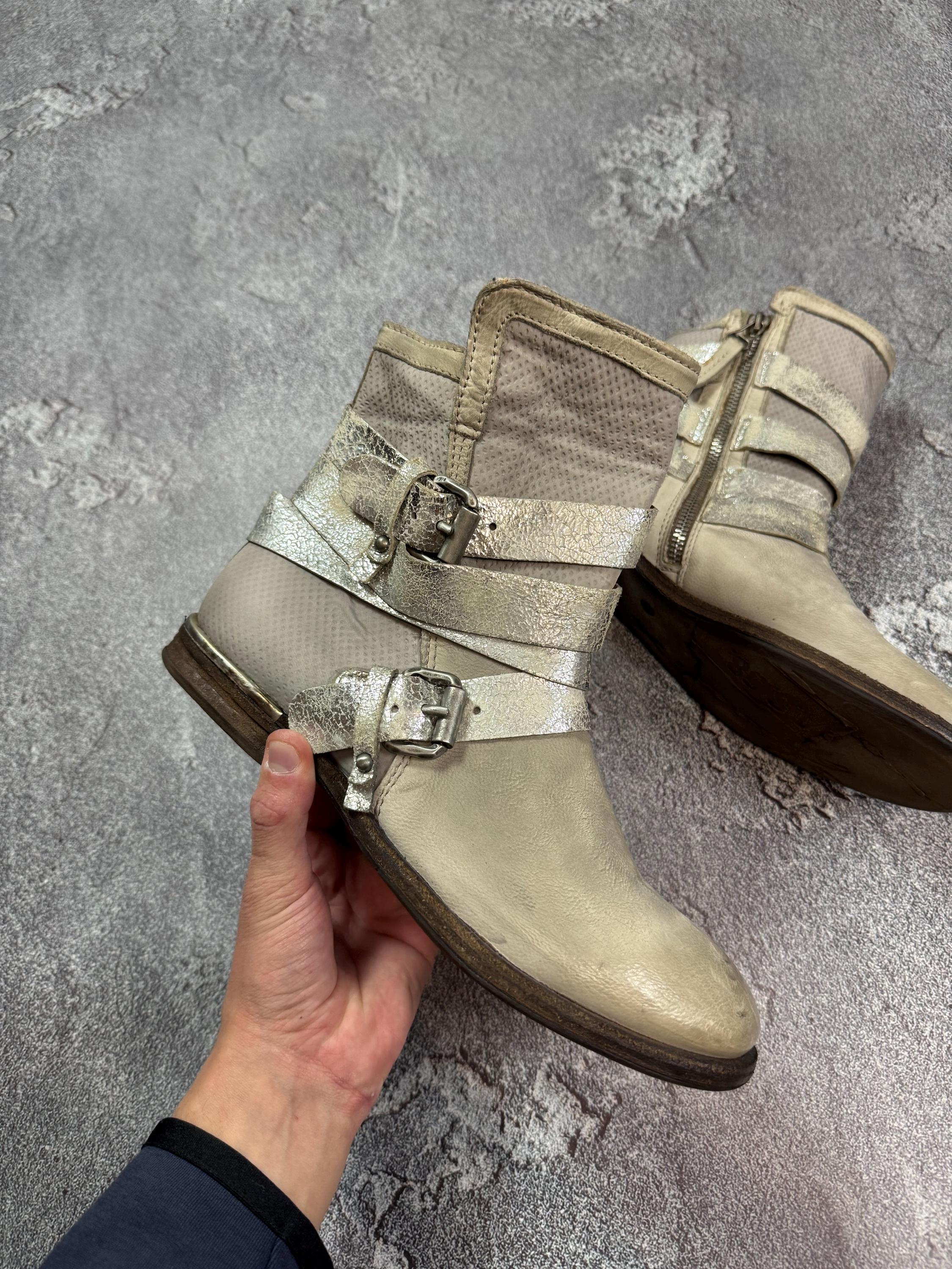 A.S.98 Archive Avant Garde Gray Belts Glitter Leather Boots 41