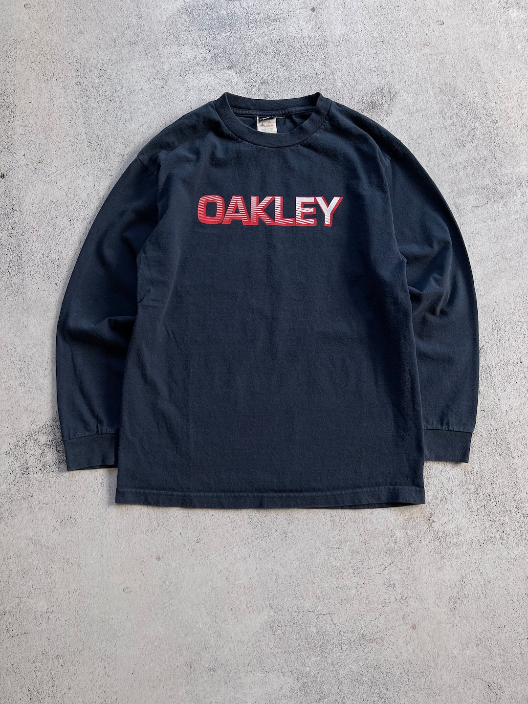 00s oakley ロンT 長袖カットソー y2k ストリート Oakley Men's Vintage Long Sleeve Shirt 90s' Y2k Style Size S - Etsy