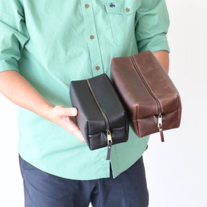 Engraved Leather Dopp Kit, Personalized Groomsmen Gift - Etsy