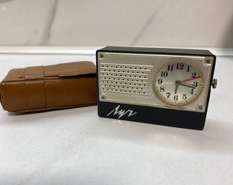 Luch Mechanical USSR Soviet Alarm Portable Pocket Travel Clock Vintage Rare