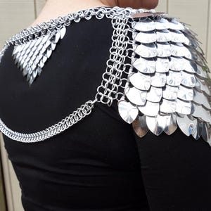 Alectrona Chainmail Shoulder Armor Scalemail Shoulder Armor Mail Armor Dragon Scale Cosplay Armor Scalemail Pauldron