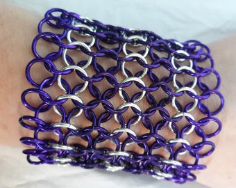 Chainmail Cuff Bracelet with Horizontal Line