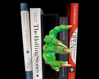 Creeping In Book Nook