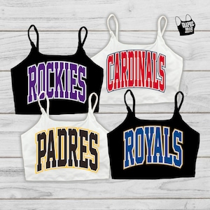 Benutzerdefinierte Team Spaghetti Strap Crop Top Fan Cami Große College Buchstaben Padres Jets Rockies Royals Baseball Fußball Sport BH leichte Polsterung