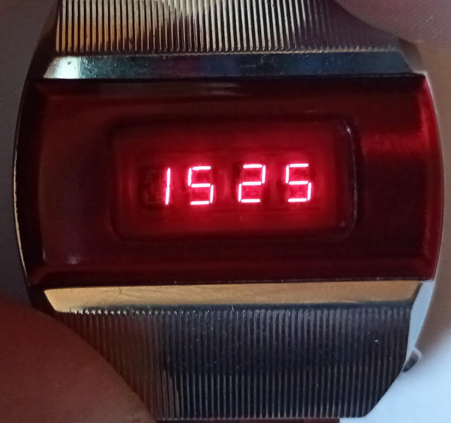 1970s red led watch - Etsy 日本