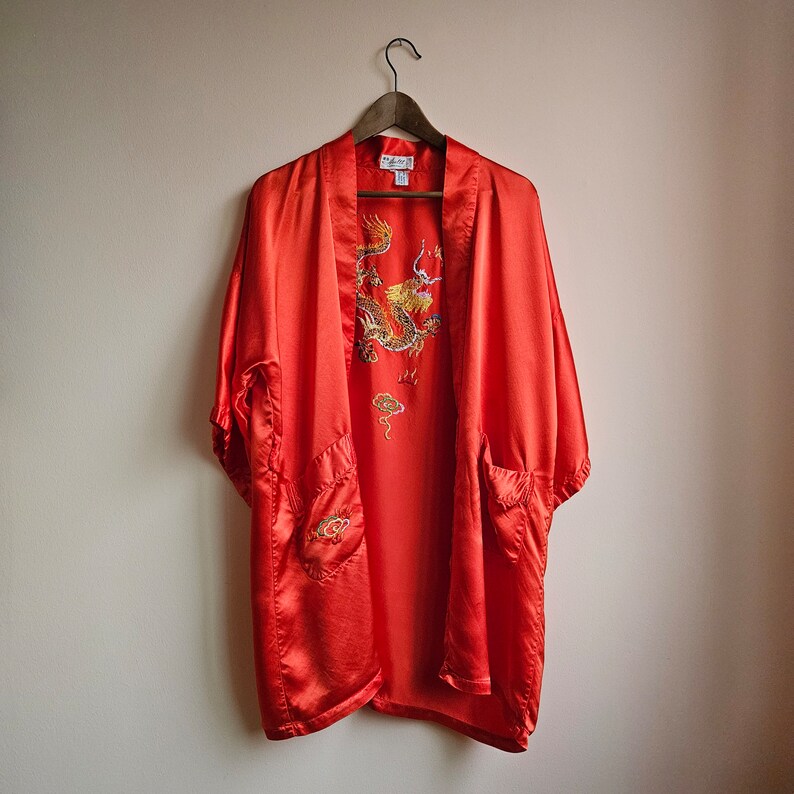 Vintage Red Chinese Robe With Embroidered Dragon - Etsy