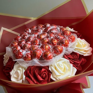 Glitter Rose Schokoladenstrauß Blumen Ferrero Rocher Lindt Geburtstag Jubiläum Babyparty Geschenkideen Ostern Muttertag