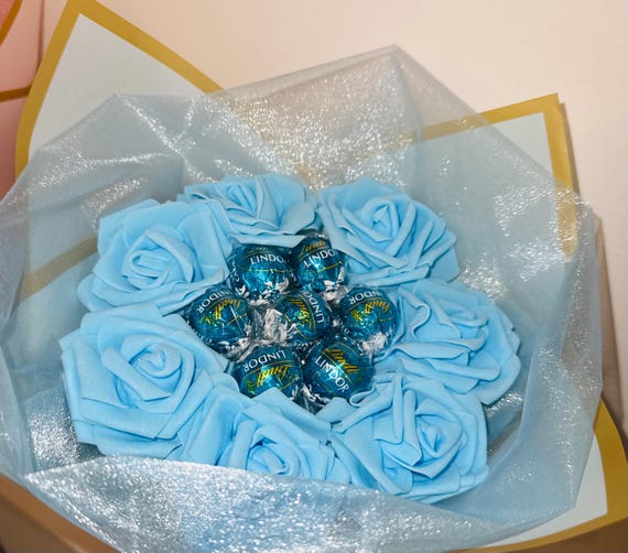 Light Blue Roses Chocolate