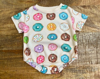 Baby donut romper | Baby party outfit | Doughnut romper | Baby first birthday outfit | Baby photo shoot gift | Short sleeve baby romper