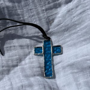 Stained Glass Cross Car Charm: Faith-Inspired Rearview Mirror Decor