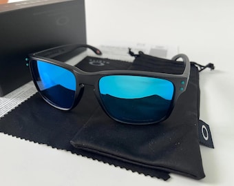 Oakley Holbrook OO9102 Sunglasses Matte Black /Blue Mirror Polarized Sunglasses