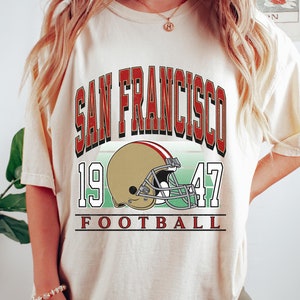 San Francisco Football Shirt, San Francisco Women&#39;s Gift, San Francisco T-Shirt For Her, Retro San Francisco Tee, Vintage Football Gifts