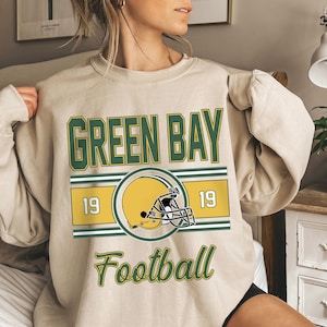 Green Bay Football Sweatshirt, Football Fan Crewneck, Retro Green Bay Football Gift for Women, Green Bay Clothing, Football Sweatshirt