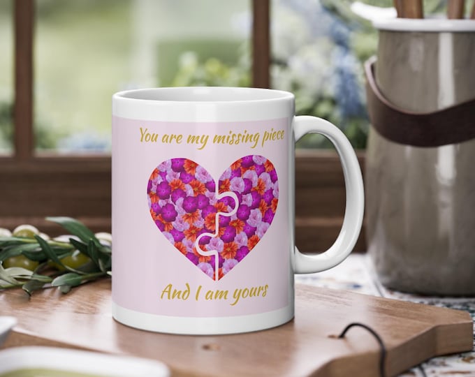 Tasse mit Puzzleherz