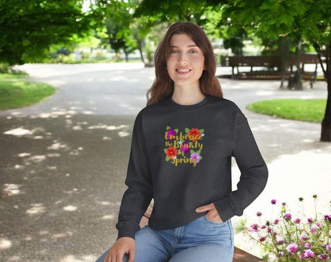 Frühlingssweatshirt mit Blumen