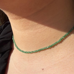 Gargantilla de piedra aventurina verde natural con cuentas facetadas de 2 mm - Collar a medida