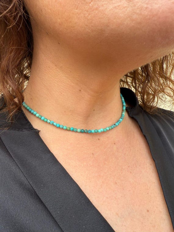 Turquoise d'arizona- Collier en pierre naturelle Turquoise d'arizona en perles facettées de 3/4 mm - Collier sur mesure