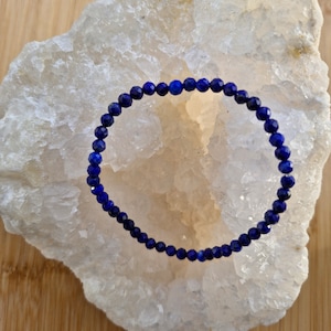Lapis lazuli bracelet - in 4 mm faceted beads