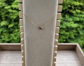 Chiastoliet minimalistische choker ketting. Chiastoliet ketting. Voordelige ketting.