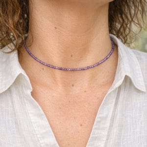 Collier Ras-de-cou Femme Violet - Perles Grises, Dorées Et Rose Framboise - Neuf