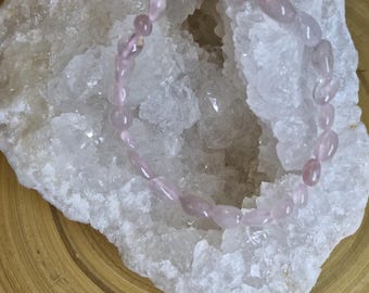 Rose quartz - tumbled stone bracelet - natural stones - lithotherapy - Rose quartz bracelet