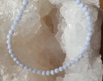 Pulsera de piedra natural calcedonia azul