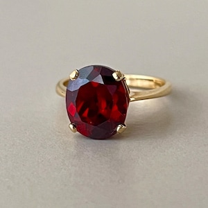 14K Solid Gold Garnet Ring, Gemstone Garnet Ring, Christmas Gift jewelry, January Birthstone Ring, Oval Cut Garnet Ring, Red Garnet Ring