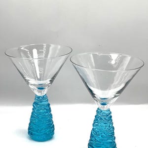 Set of 2 Artisan Elegant Waves t Martini Glasses with turquoise Blue heavy foot