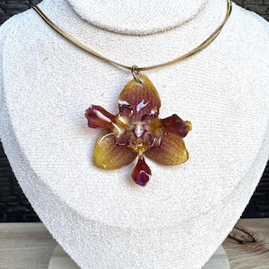 Real Peloric Orchid Flower Necklace – Pressed Orchid Pendant – Handmade Real Flower Jewelry – Cottagecore Botanical Necklace