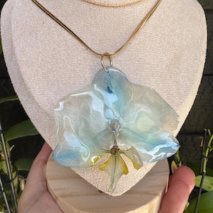 Blue Orchid Necklace, Handmade Flower Jewelry, Unique gift for her, Golden chain, Real flower jewelry, Minimalist nature jewellery