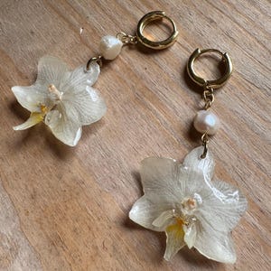 White Orchid Earrings in Resin, Handmade Floral Jewelry, Botanical Nature Gift, Lightweight Dangle Earrings for Women