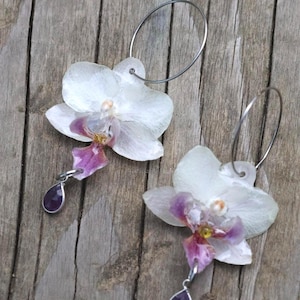 White Orchid Earrings with Amethyst • Real Flower Jewelry • Botanical Earrings • Handmade Nature Gift • Orchid Drop Earrings • Fairycore