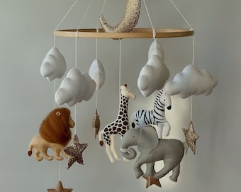 Baby mobile neutral animals Africa safari giraffe Newborn baby shower gift giraffe,lion,elephant Africa nursery mobile felt mobile Safari