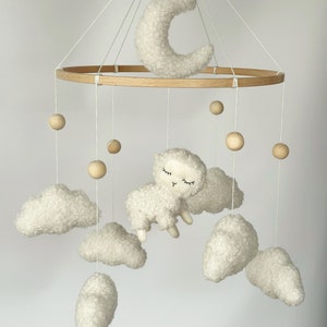 Baby mobile sheep lamb boucle Neutral gender crib mobile Boucle clouds moon sheep Mobile fluffy sheep Nursery on the farm Baby shower gift zdjęcie 7