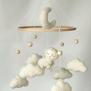 Baby mobile sheep lamb boucle Neutral gender crib mobile Boucle clouds moon sheep Mobile fluffy sheep Nursery on the farm Baby shower gift zdjęcie 9