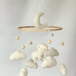 Baby mobile sheep lamb boucle Neutral gender crib mobile Boucle clouds moon sheep Mobile fluffy sheep Nursery on the farm Baby shower gift zdjęcie 8